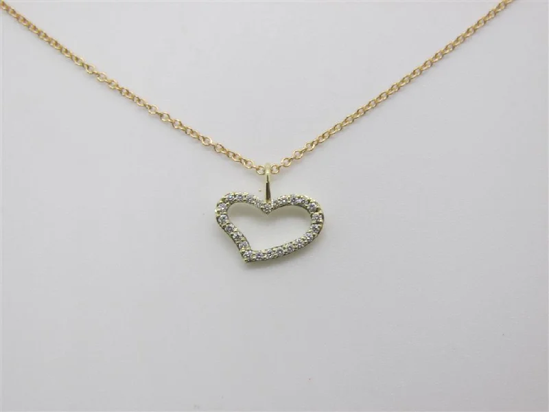 Classic silver layered necklaces for ladies -Diamond Pendant