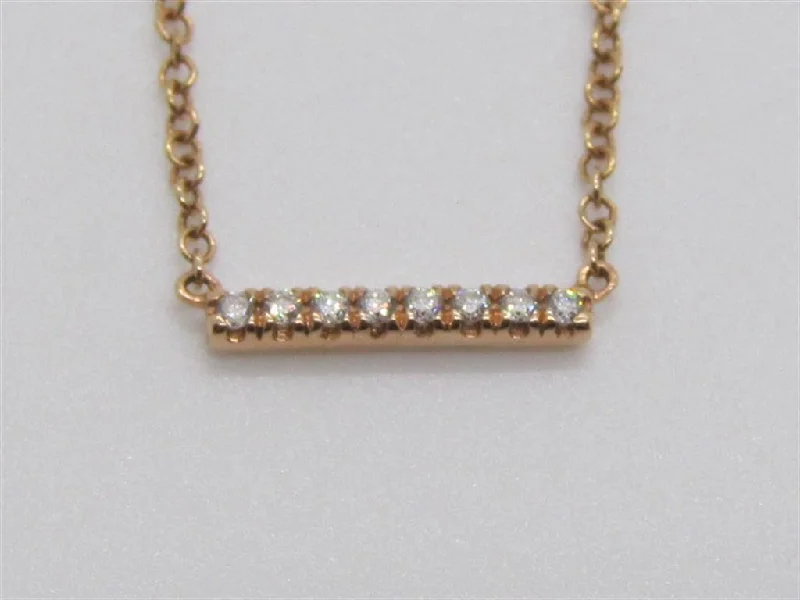 Simple gold heart necklaces for women -Diamond Pendant