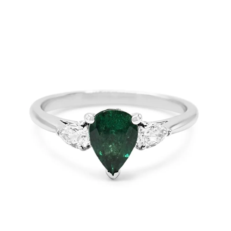 Ladies elegant citrine stone ring -ICL Certificated Emerald & Diamond Three Stone Ring - 18ct White Gold