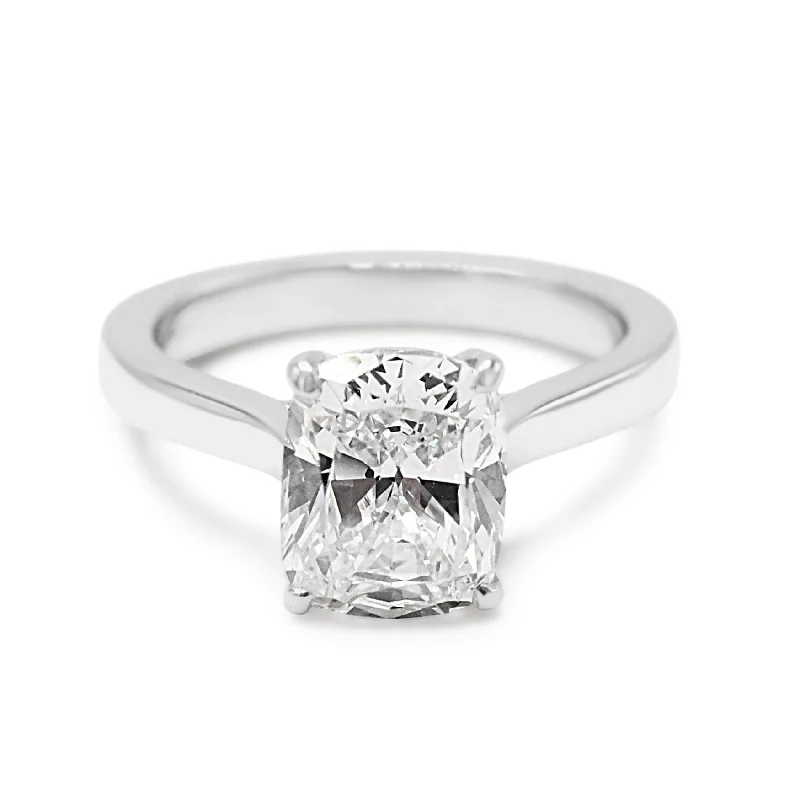 Elegant silver floral ring for women -GIA Certificated Boodles Cushion Cut Diamond Ring